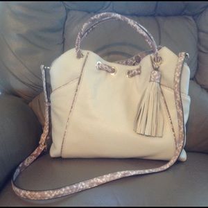 Michael Kors Lg EW Ring Tote